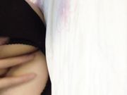 风骚熟女穿着开档情趣丝袜激情自摸