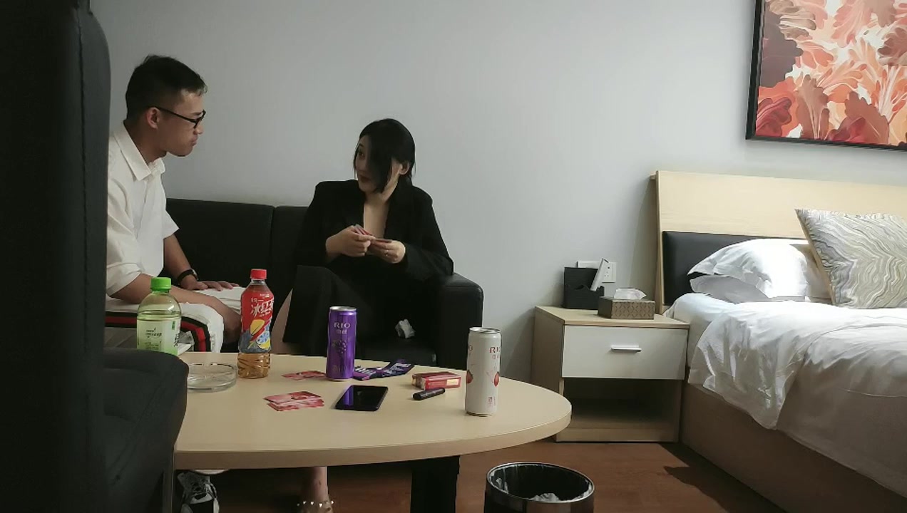 极品外围女神杏眼红唇肤白貌美扶屌进洞娇喘