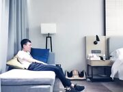 全国探花黄先生代班近距离口交69舔逼 01