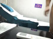 城中村女探花约个熟客大屌爆干还不要钱