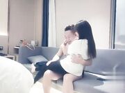 尼古拉斯赵总探花舔奶掰穴镜头前口交抬腿侧入