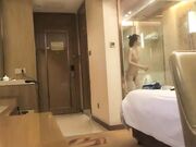 约了个高颜值极品性感包臀裙妹子开档黑丝口交