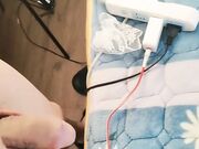 舔鸡巴的样子真骚啊 淫声荡语逼逼特写 无套抽插内射中出1