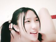 调教双马尾清纯小妹口交大鸡巴 乖巧可爱全程露脸 揉奶玩逼各种舔弄大鸡巴