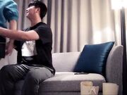 高颜值时尚小姐姐约到酒店 沙发上风姿撩人高筒靴白嫩美腿口干舌燥抱紧互相舔吸