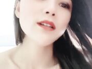 后入爆操骚穴 大力撞击屁股 最后颜射一脸