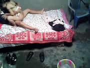 棚户区站街女暗拍装逼嫖客大半夜还要戴个墨镜看他逼舔得爽啊
