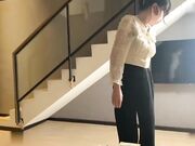 漂亮女儿找金主爸爸玩制服诱惑 ️哇靠这怎么受得了