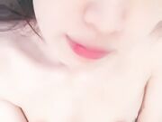 颜值不错超有味道的小姨子露脸大秀直播赚外快 揉着奶子自己单指抠逼