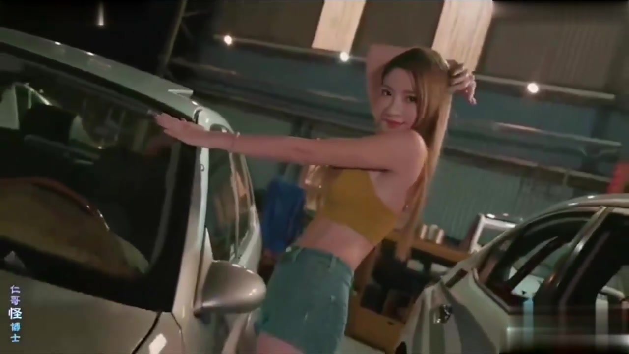 柬埔寨网美皮皮：帮助乔治转大人