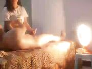 老哥大保健TP女技师撸管啪啪 边打飞机边摸奶按摩床上大力猛操非常诱人
