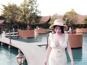 雪白巨乳游客艾玛 泰国性爱旅游
