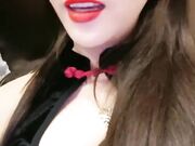 漂亮大奶少妇和炮友酒店啪啪 情趣装舔奶口交上位骑坐后入性感大屁股