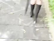 下雨天与小姨子户外野战太过紧张转战室内头戴丝袜暴力内射