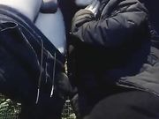 美女与男友寒冷夜晚在大街上啪啪