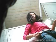 女厕偷拍几个非常不错的美女