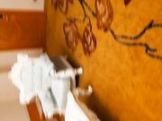 电视坏了请物业上来维修被强操