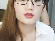 颜值不错骚气大奶眼镜女主播双女秀