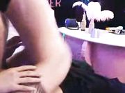 帅哥和美女KTV玩嗨直接操起来