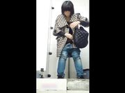 马戏团公厕盗录 各色女性放尿环肥燕瘦形态各异