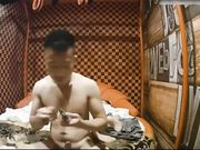 小青年与美女啪啪小伙太有经验了用手就搞的妹子淫叫不止