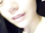 淫荡少妇全裸自摸秀到窗边自摸呻吟边摸边叫老公很是诱惑