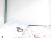 非常骚气少妇慢慢脱光全裸自摸再用振动棒猛插呻吟娇喘