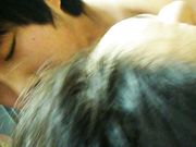 嫩逼女友因插的太深老是用手推我让我慢点