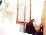漂亮女神老师洗手间偷偷和第一次来家的男友肏逼自拍,强忍着兴奋不敢大叫!