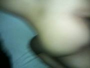 貌似村姑模样在城里混得不错的少妇自拍艳照和激情视频流出