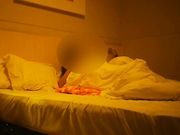 周末约炮君子兰美容院老板娘酒店开房穿着黑丝粉红情趣内衣草