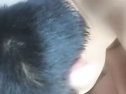 迷人的小嫂子与大哥露脸激情，浴室伺候大哥洗澡深喉不断