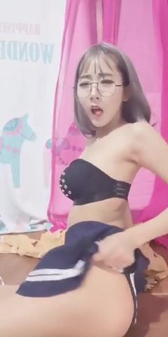 美女主播道具自慰灬男女喷剪短头发和炮友再来大秀 口交啪啪 叫声很销魂