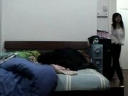 娇嫩美乳的大学女友和异地恋男友激情啪啪 饥渴太疯狂拽着胳膊后入猛操
