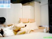 91C仔最新-沙发猛操性感高挑的甜心紫真珠.漂亮