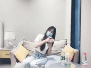 重金约18岁外围学生妹兼职极品少女胴体诱人